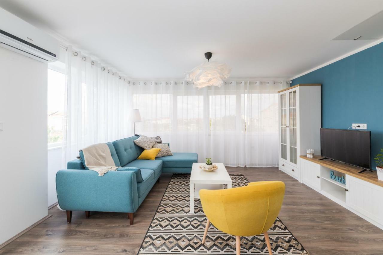 Apartmani Zara Затон Екстериор снимка